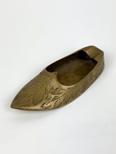 Load image into Gallery viewer, Vintage Engraved Brass Shoe Ashtray
