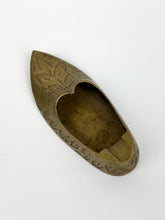 Load image into Gallery viewer, Vintage Engraved Brass Shoe Ashtray
