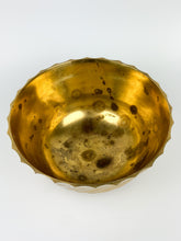 Load image into Gallery viewer, Vintage Spiral Brass Pedestal Bowl
